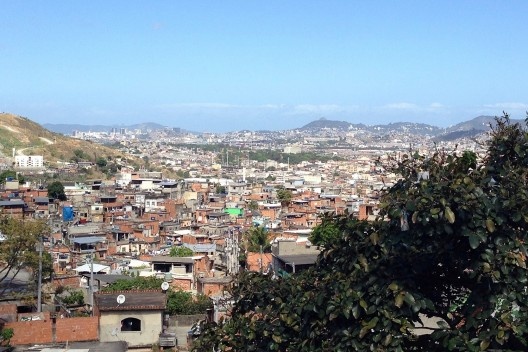 Detalhe Favela do Alemão, no Rio de Janeiro (2013). Foto de Fabiana Izaga.