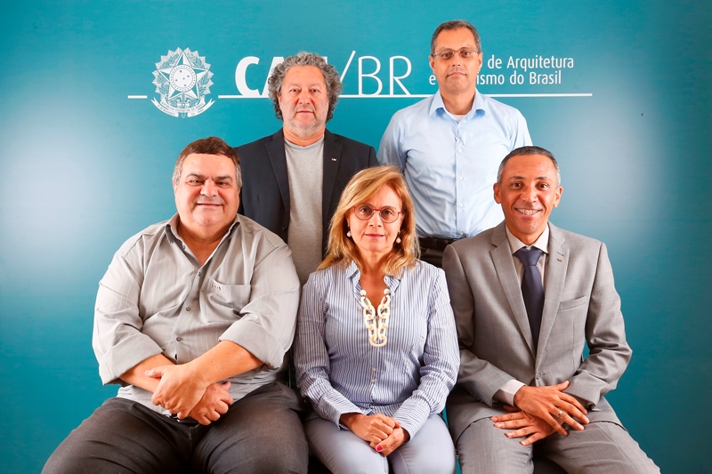 Comissão de Organização e Administração (2018):  Jeferson Navolar, Ednezer Rodrigues, José Godoy (coordenador-adjunto), Patrícia Luz (coordenadora) e Emerson Nascimento